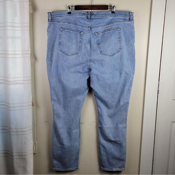 Abercrombie & Fitch Plus The 90s Slim Straight Ultra High Rise Curve Love Jeans - Picture 3 of 9